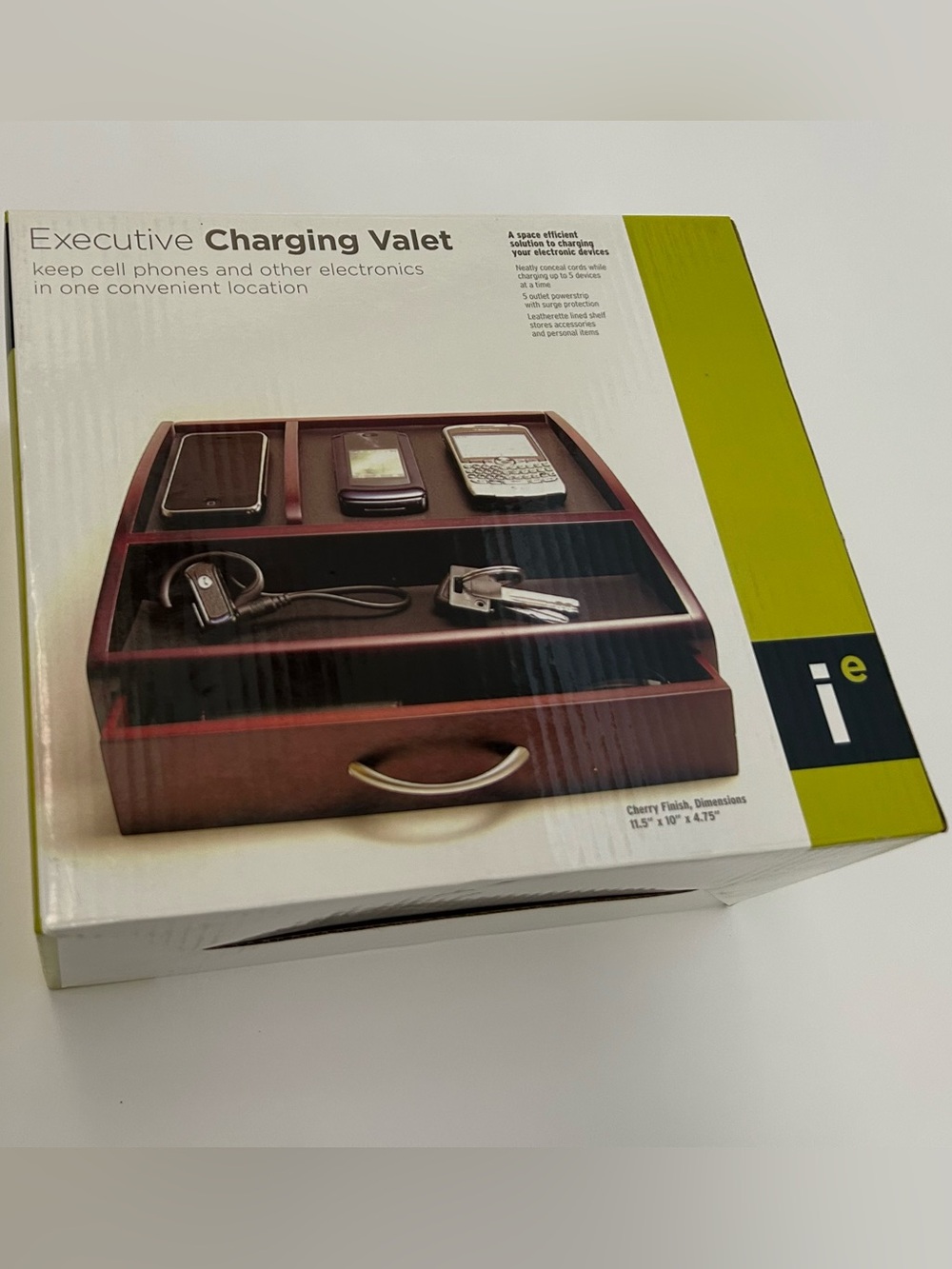 Essentials Executive Charging Valet - Cherry Wood and Silver Handle
